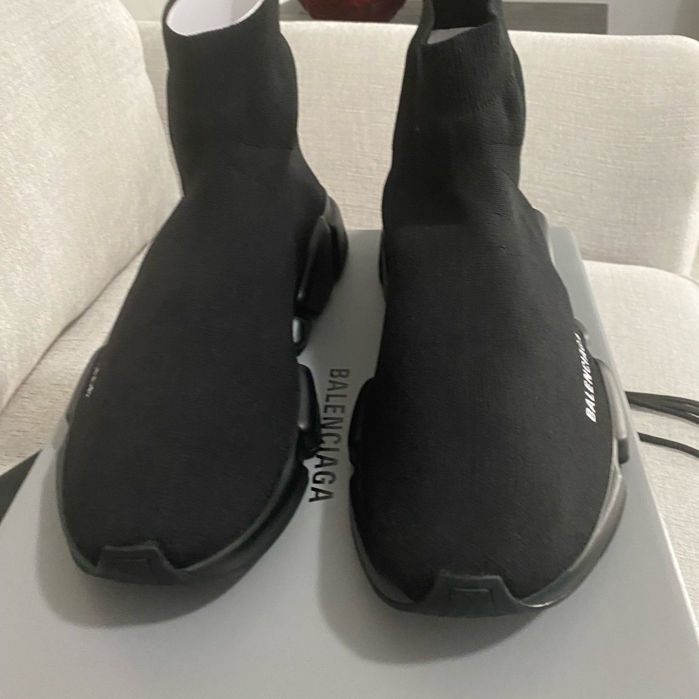Balenciaga size 10 USA authentic, originals brand new never use. Size 43 Europe